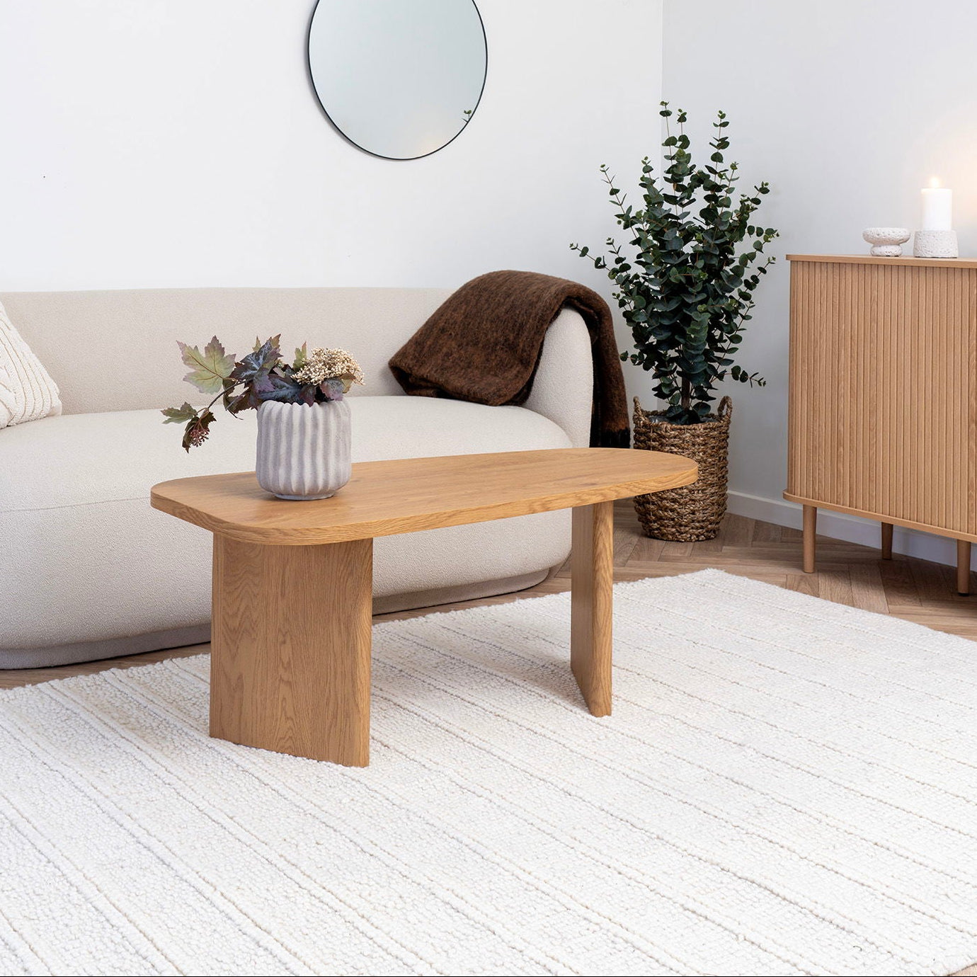 Sora 160x230cm handgewebter Wollteppich – Elfenbein